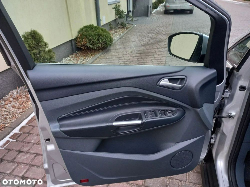 Ford C-MAX 1.6 TDCi Titanium - 24