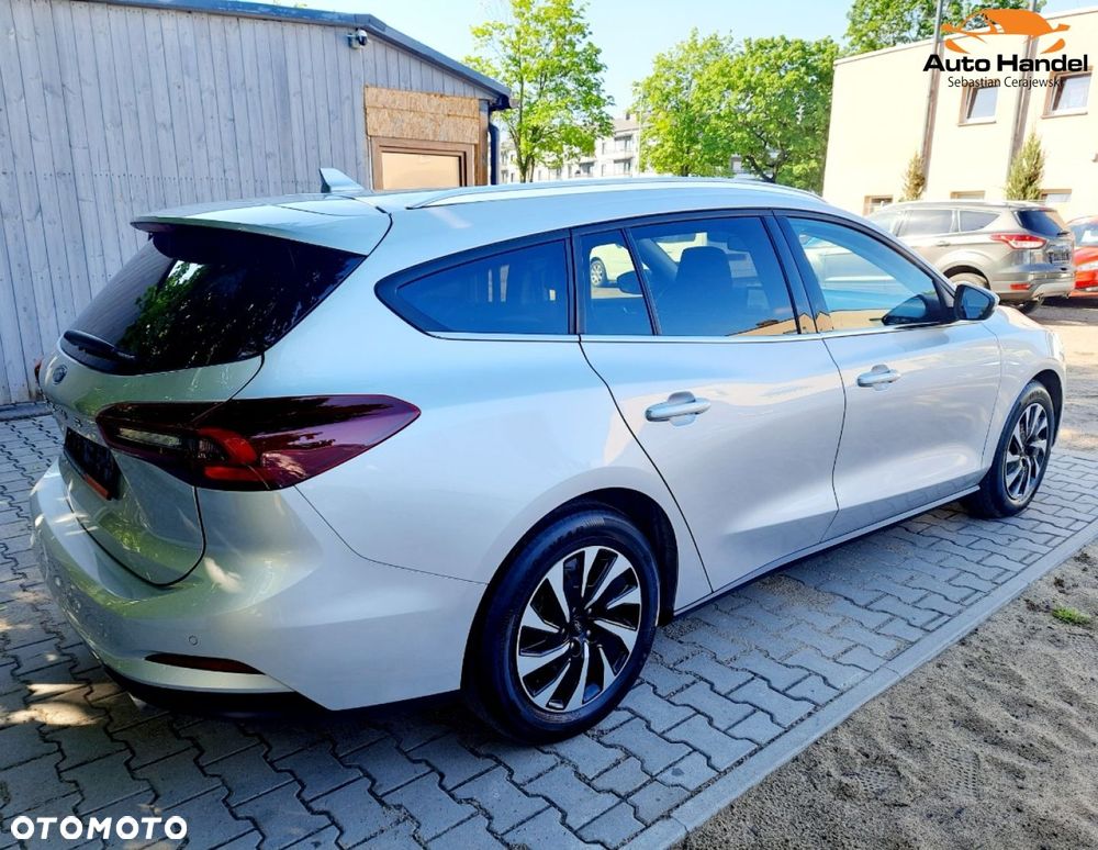 Ford Focus 1.5 EcoBlue Start-Stopp-System TITANIUM - 12