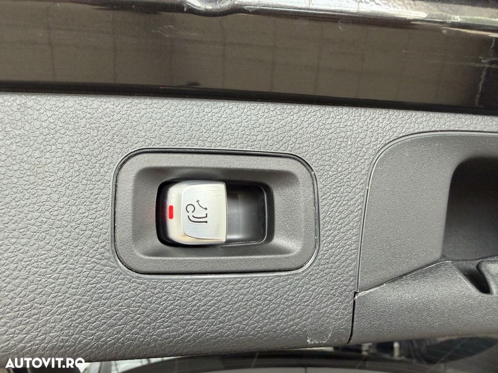 Mercedes-Benz GLC 200 4MATIC 9G-TRONIC AMG Line - 11