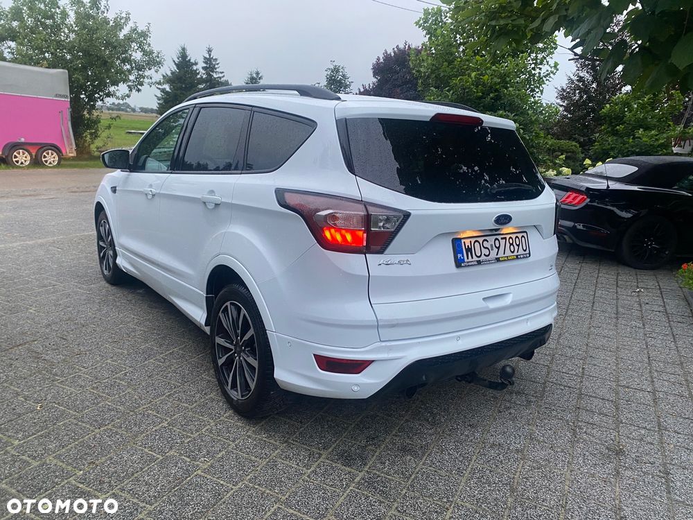 Ford Kuga 2.0 TDCi 2x4 ST-Line - 3