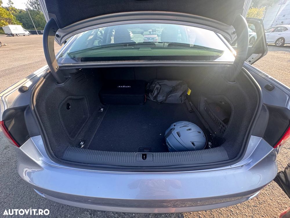 Audi A4 Limuzina 2.0 TDI S tronic - 14
