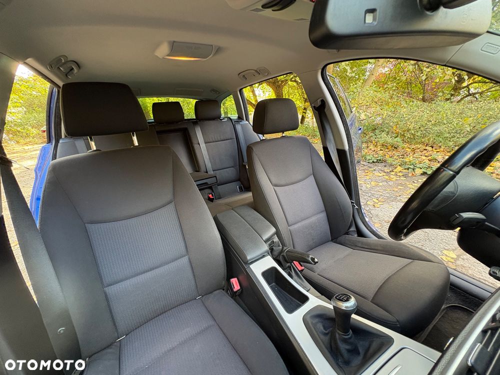 BMW Seria 3 - 23