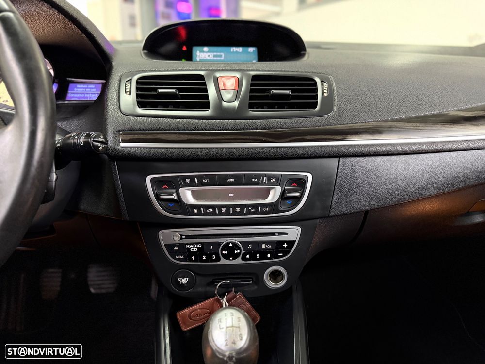 Renault Mégane Sport Tourer ENERGY dCi 110 Start & Stopp Dynamique - 19