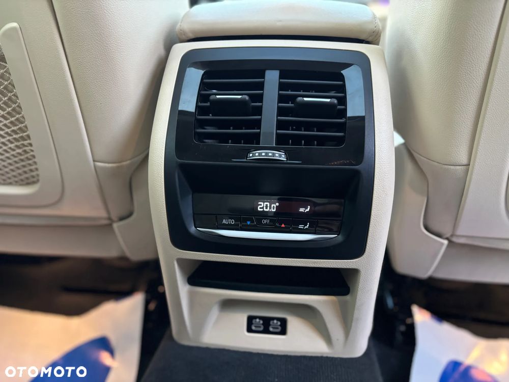 BMW X4 xDrive20d - 17