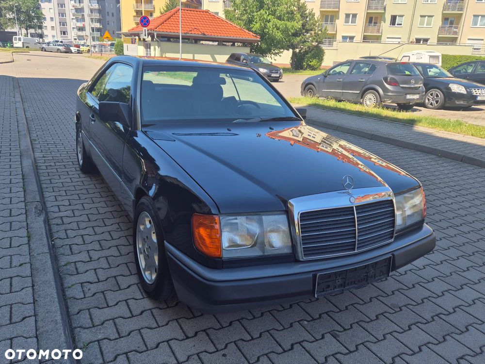Mercedes-Benz W124