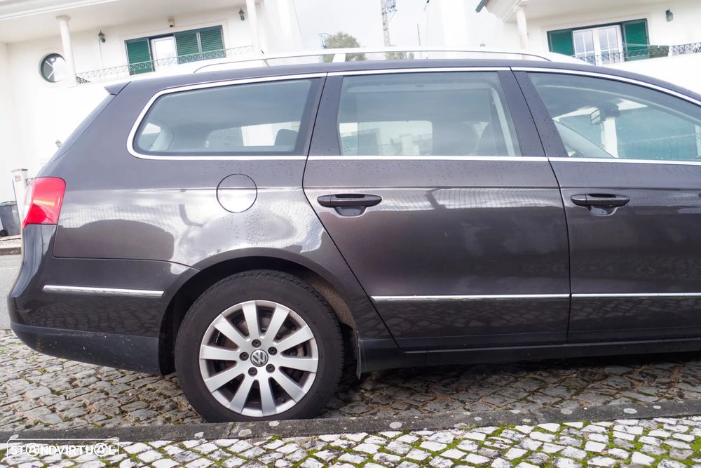 VW Passat Variant 2.0 TDi Confortline - 9