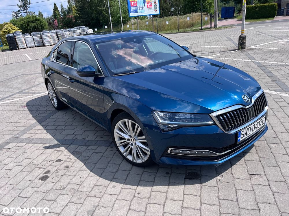 Skoda Superb 2.0 TDI DSG Premium Edition - 8