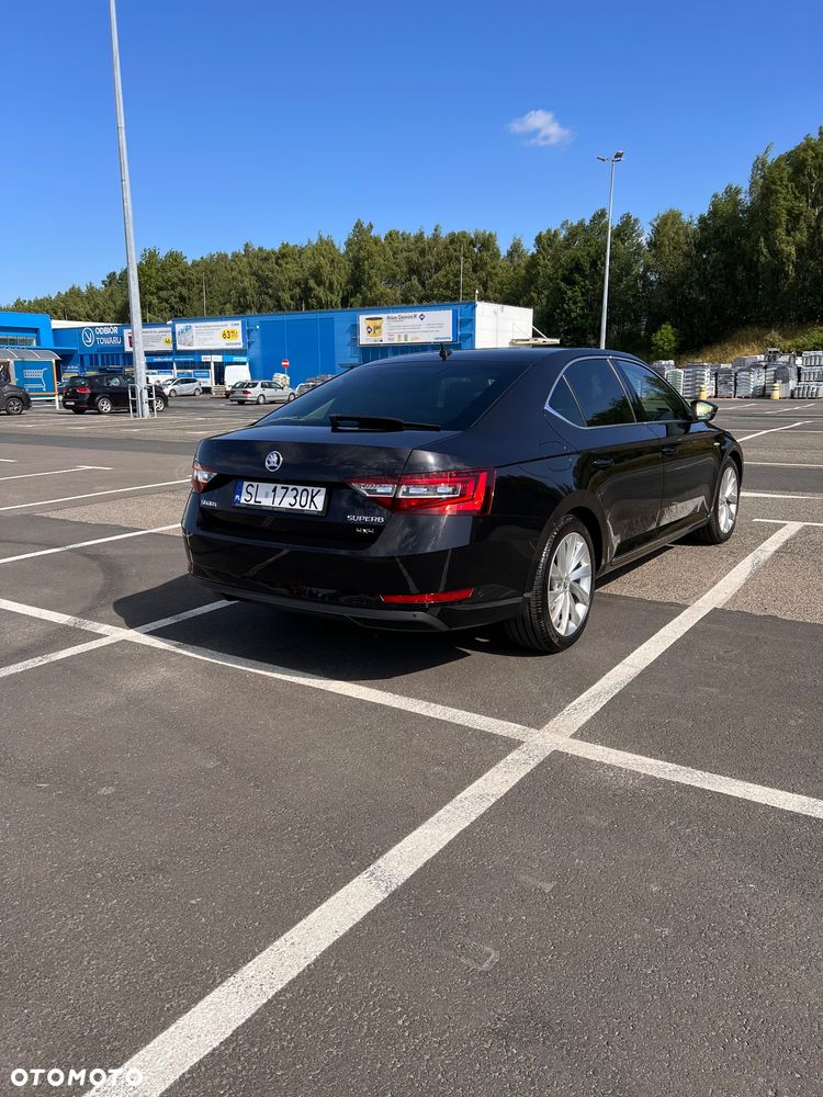 Skoda Superb 2.0 TDI 4x4 L&K DSG - 7