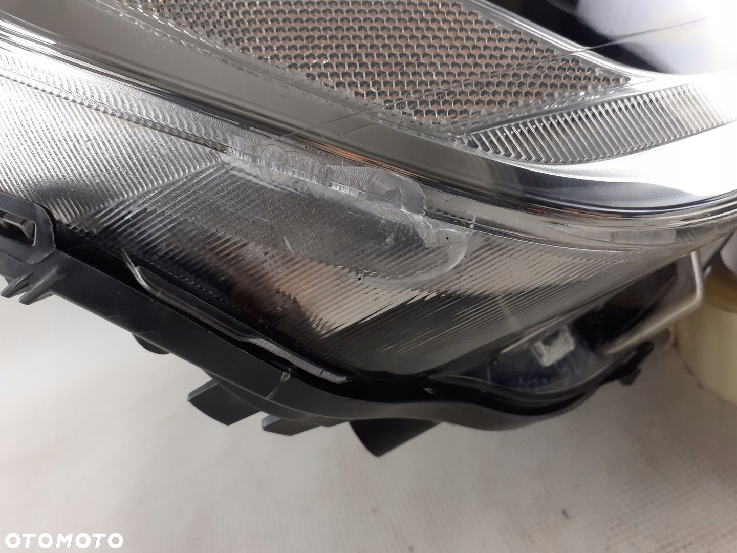 Lampa prawa Volvo S60 V60 bi-xenon skr. 2013-18 r. - 4