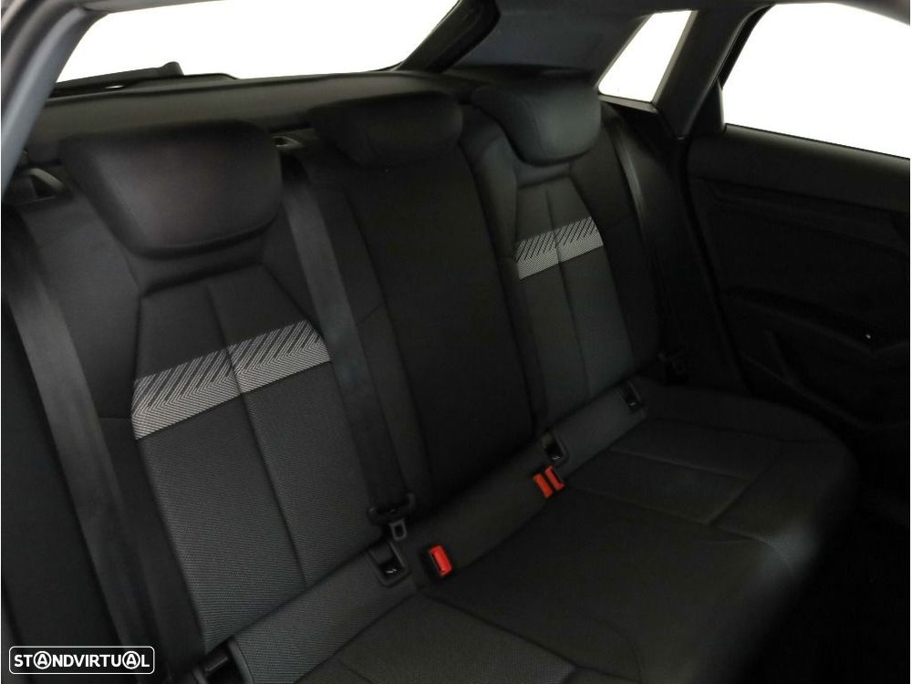 Audi A3 Sportback - 16