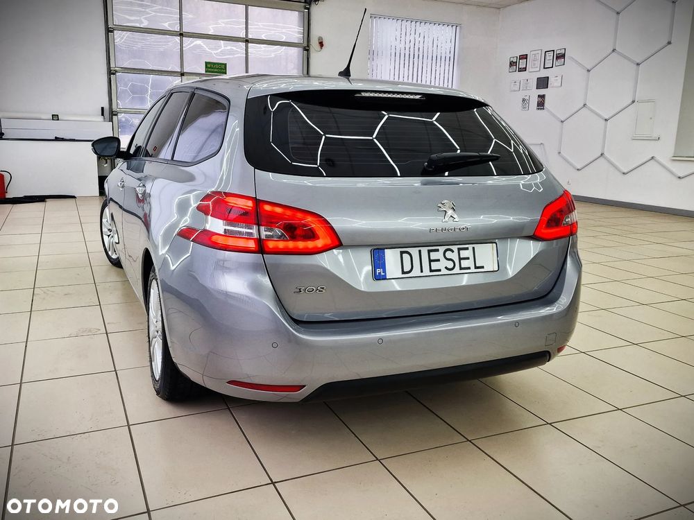 Peugeot 308 1.5 BlueHDi Allure S&S EAT6 - 9