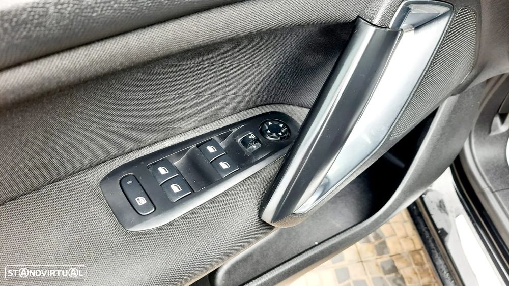 Peugeot 308 SW 1.5 BlueHDi Style - 8