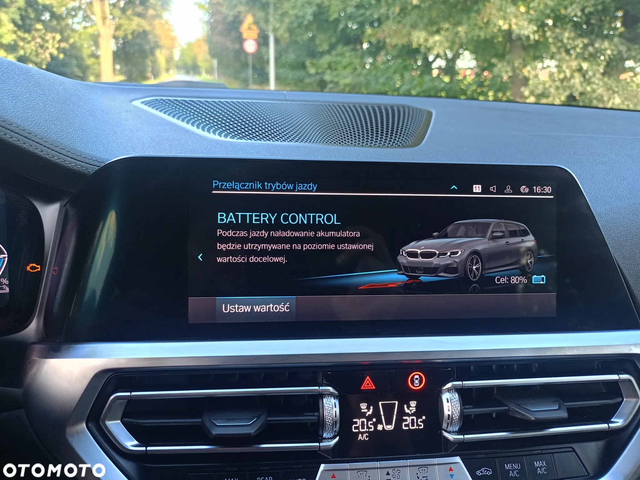 BMW Seria 3 330e Touring xDrive M Sport - 21