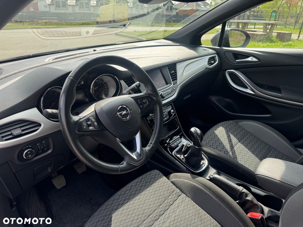 Opel Astra 1.2 T Elegance S&S - 12
