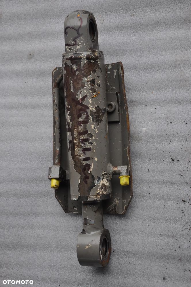 Siłownik hydrauliczny Yanmar SV15 - 1