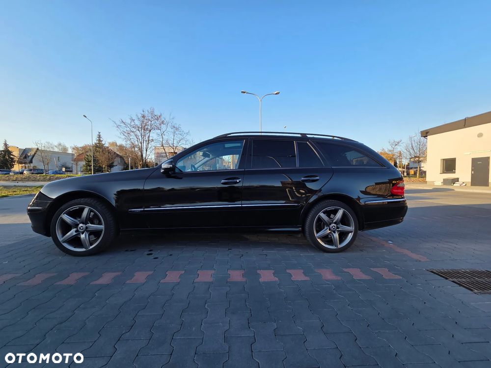 Mercedes-Benz Klasa E 350 T Avantgarde - 28