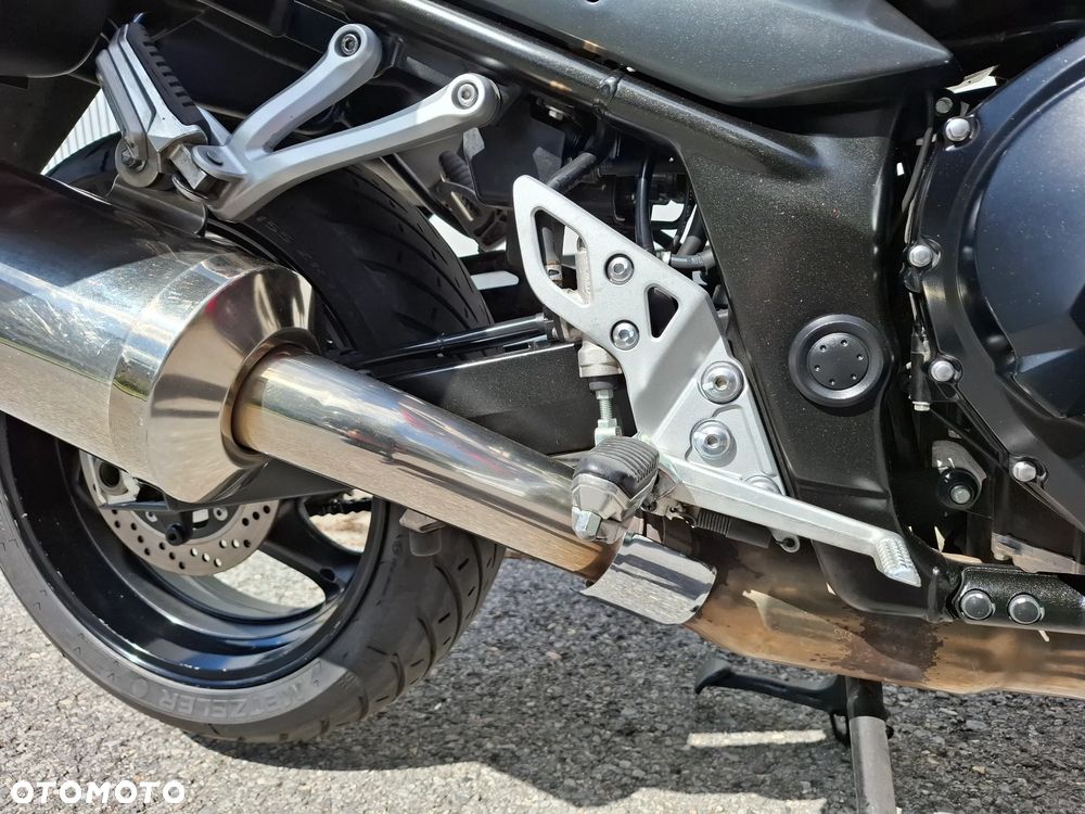 Suzuki GSX - 15
