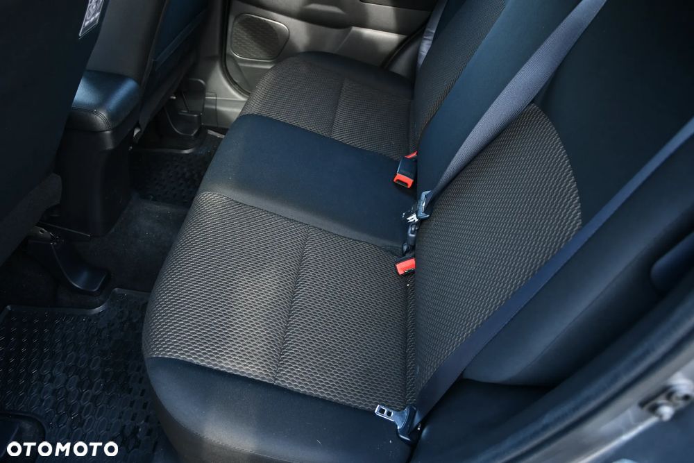 Mitsubishi ASX 1.6 Inform - 11