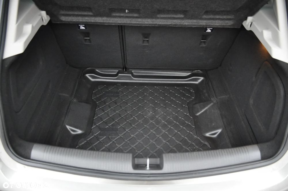 Opel Astra 1.4 Turbo Start/Stop Automatik Edition - 33