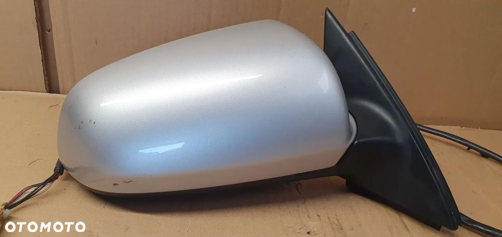 Lusterko prawe Audi A4 B6 7 PIN Europa LY7W - 2