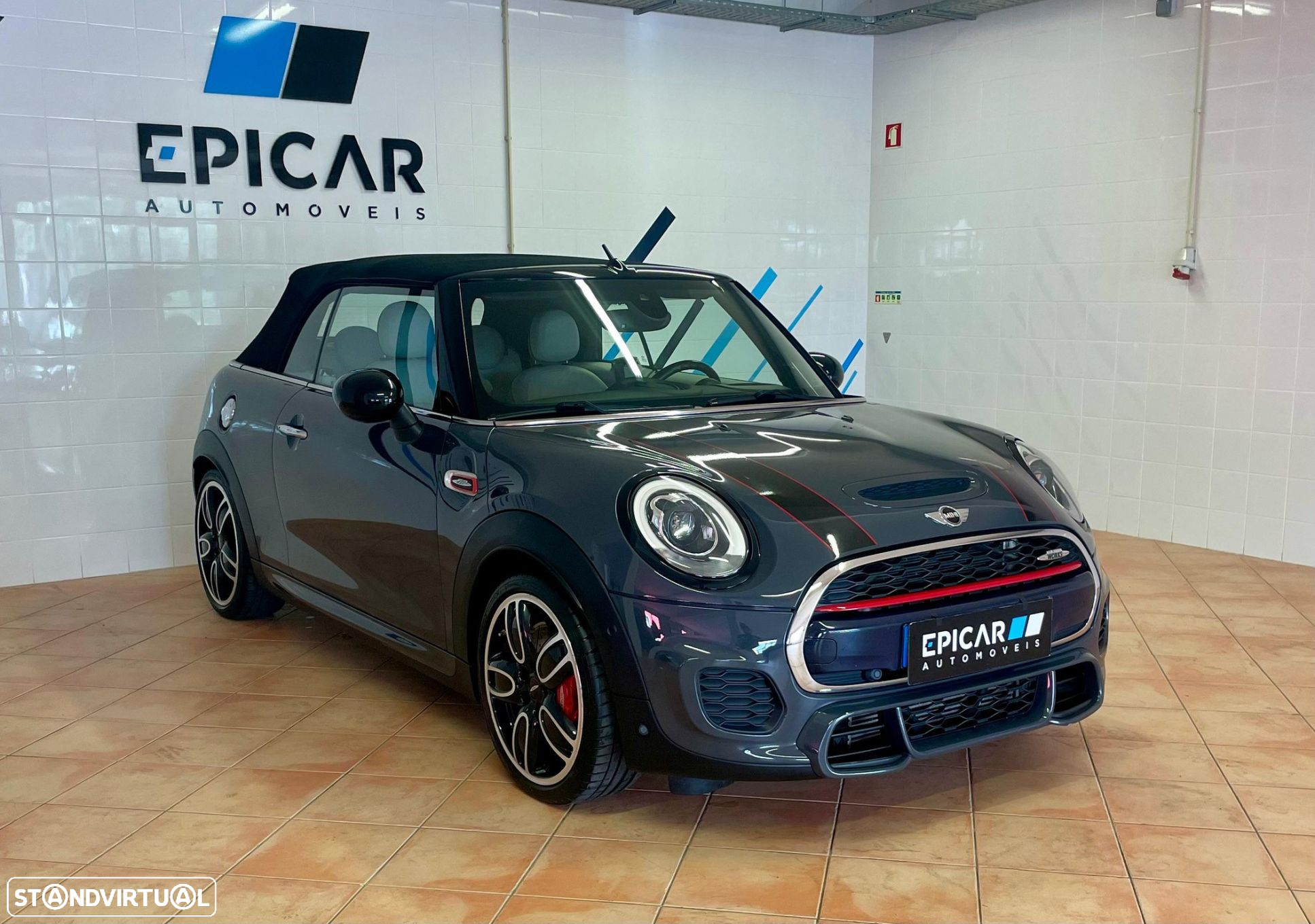 MINI Cabrio John Cooper Works Aut. - 4