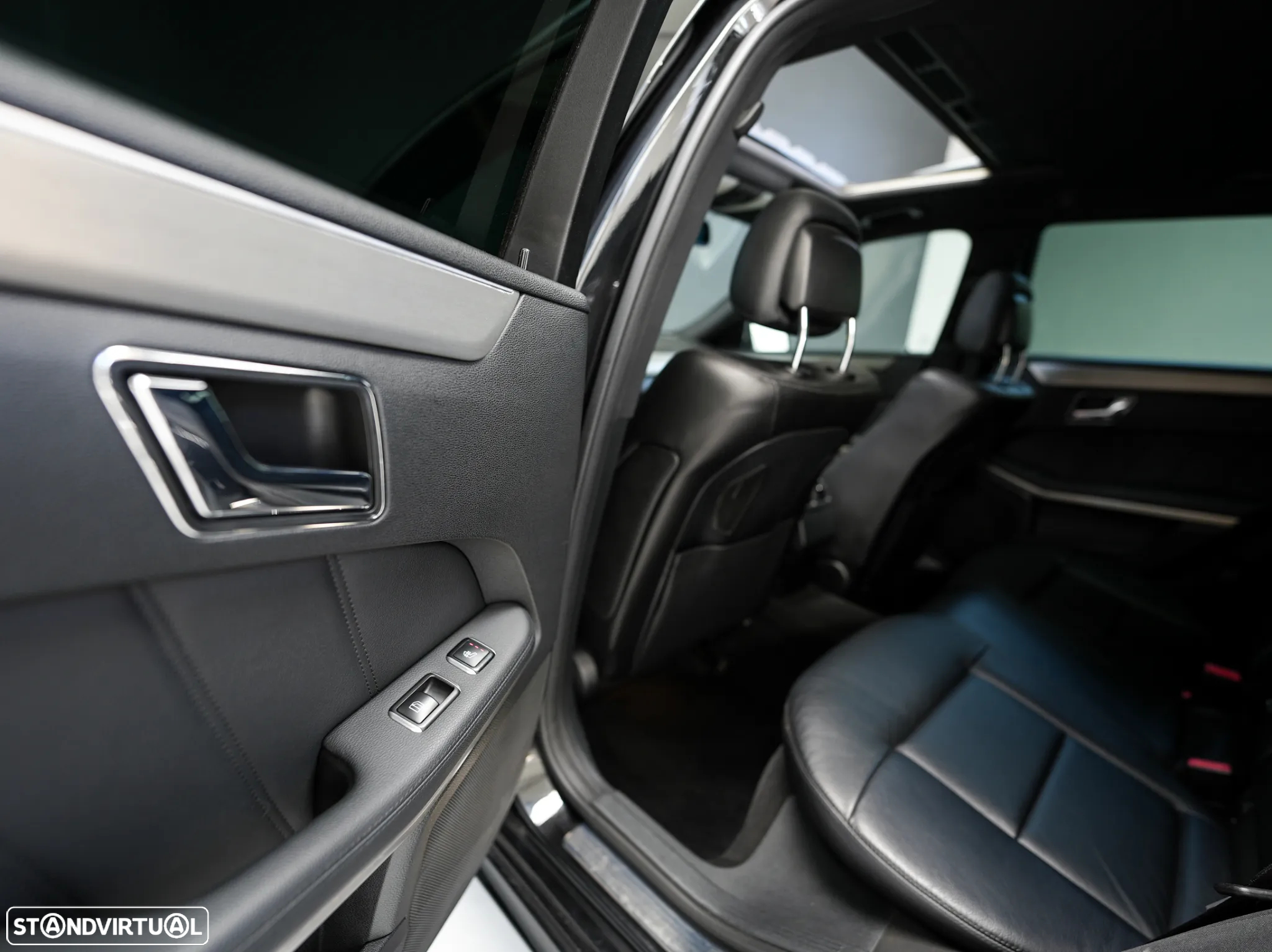 Mercedes-Benz E 250 CDi Avantgarde BlueEfficiency - 17