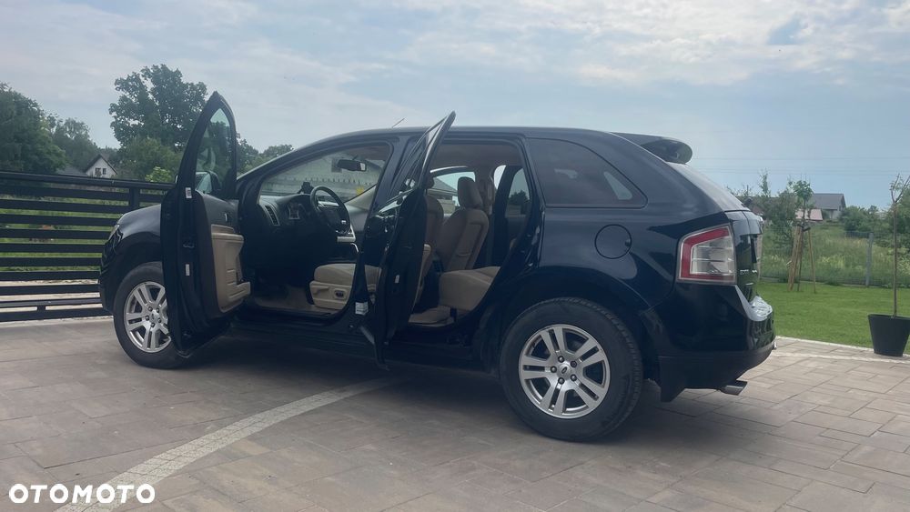 Ford Edge - 21