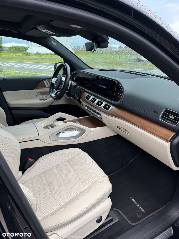 Mercedes-Benz GLS - 10