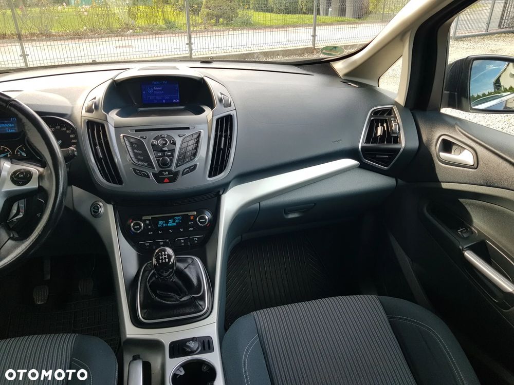 Ford Grand C-MAX - 13