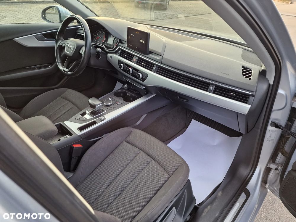 Audi A4 Avant 2.0 TDI S tronic - 6