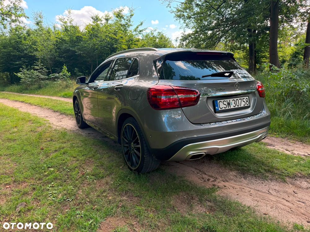 Mercedes-Benz GLA 220 d 4-Matic AMG Line - 36