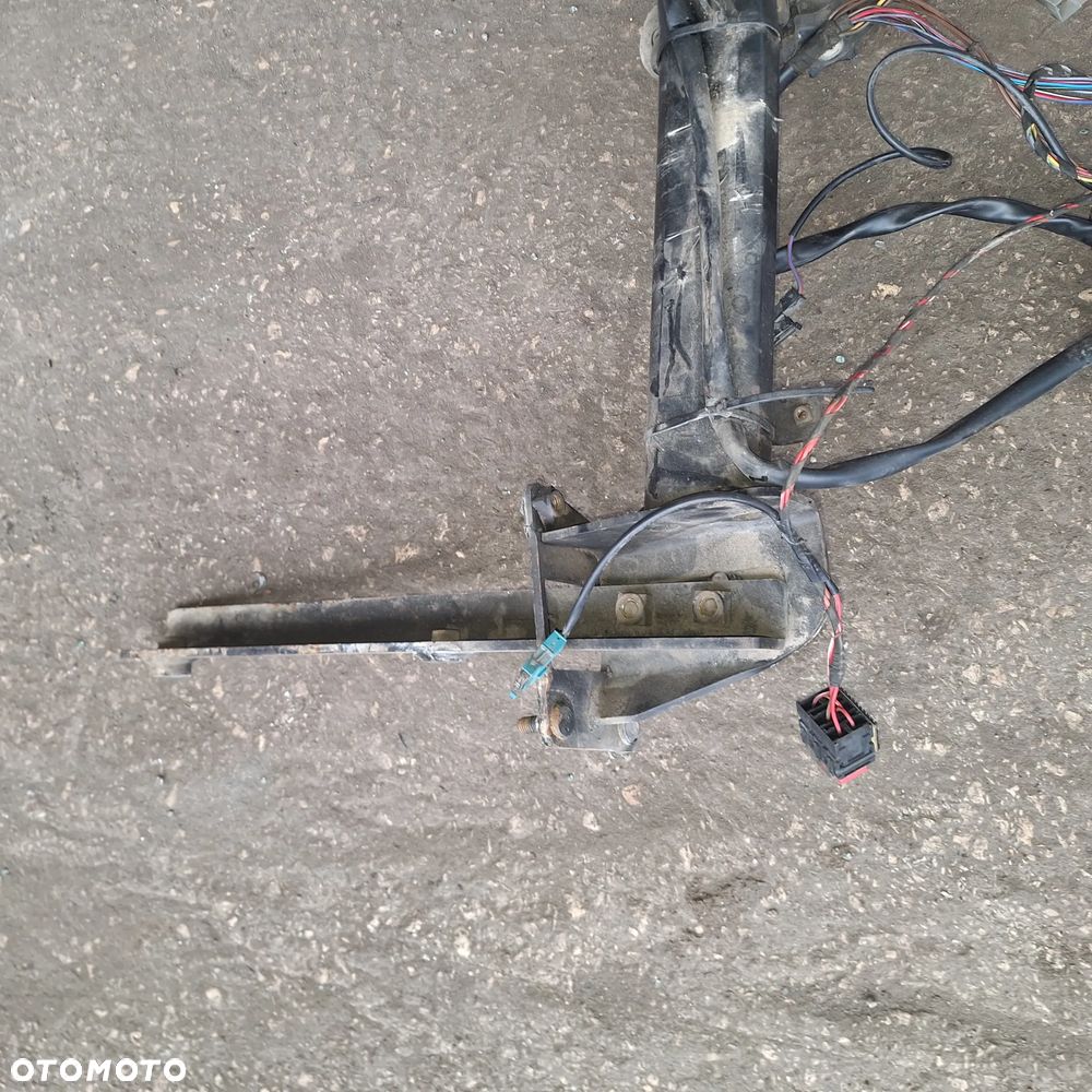 HAK HOLOWNICZY MERCEDES W203 - 7