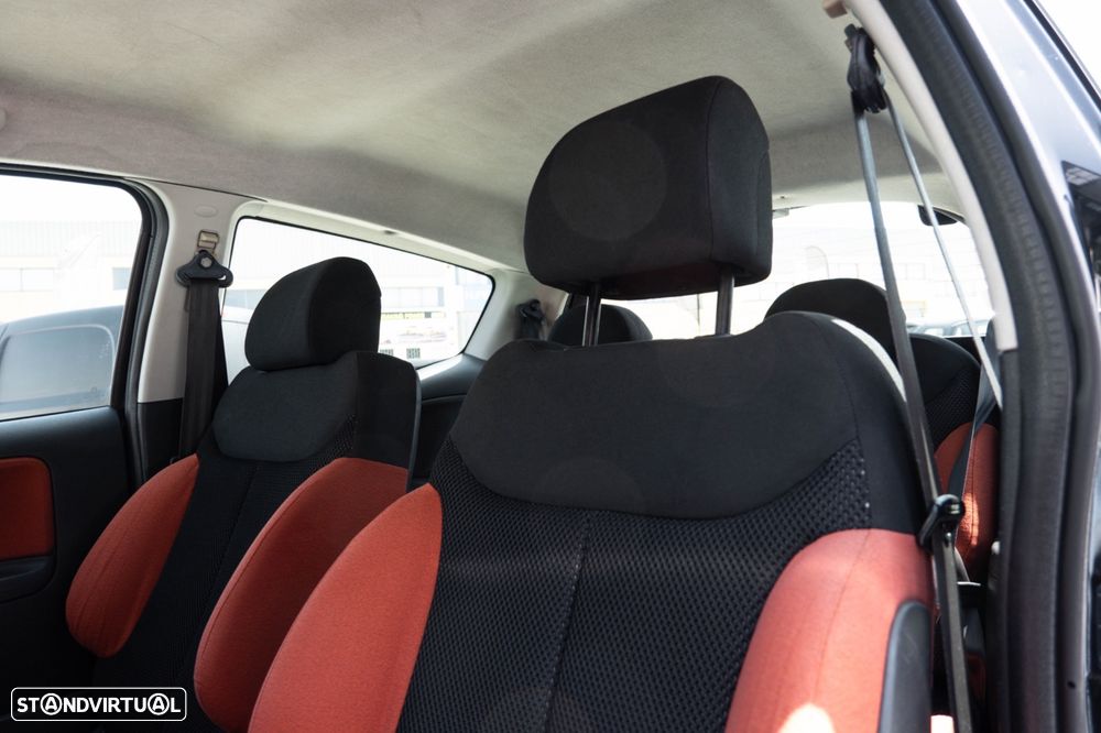 Citroën C2 1.4 HDi VTR Sensodrive - 16