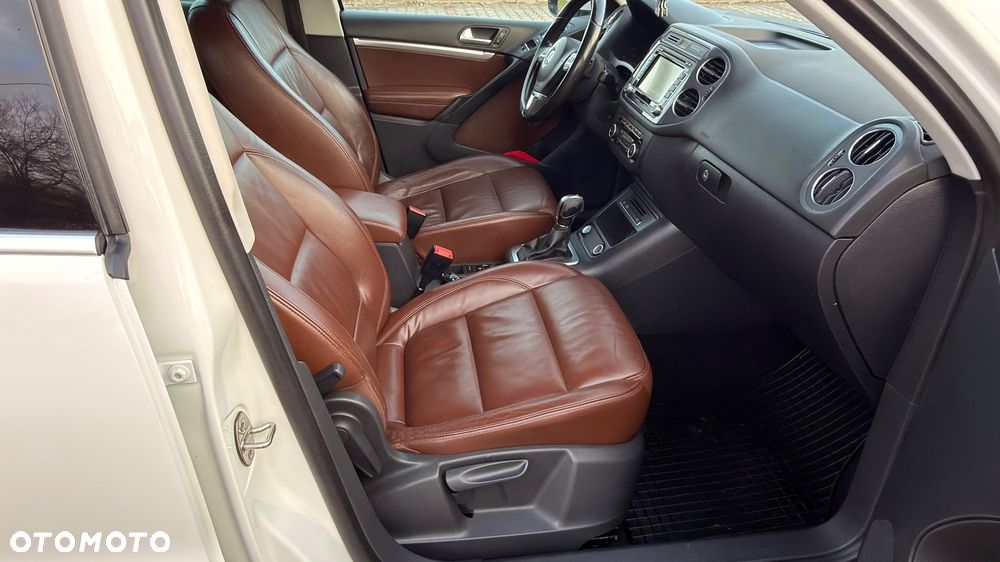 Volkswagen Tiguan 2.0 TDI 4Mot Perfectline R-Style DSG - 36