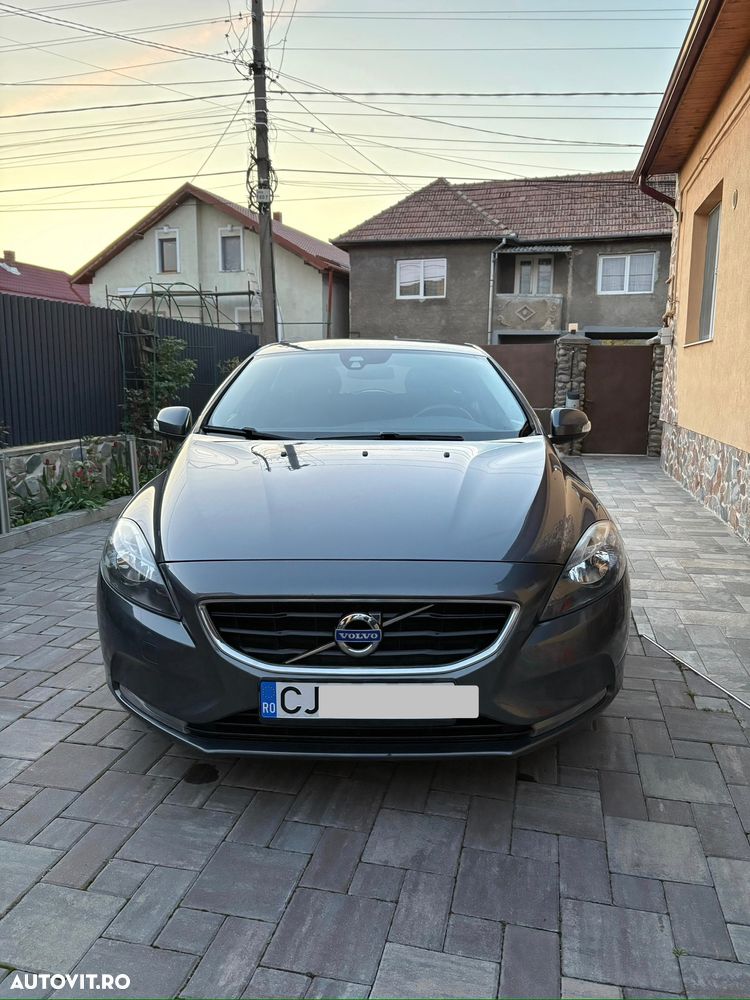 Volvo V40 D2 ECO Basic - 1