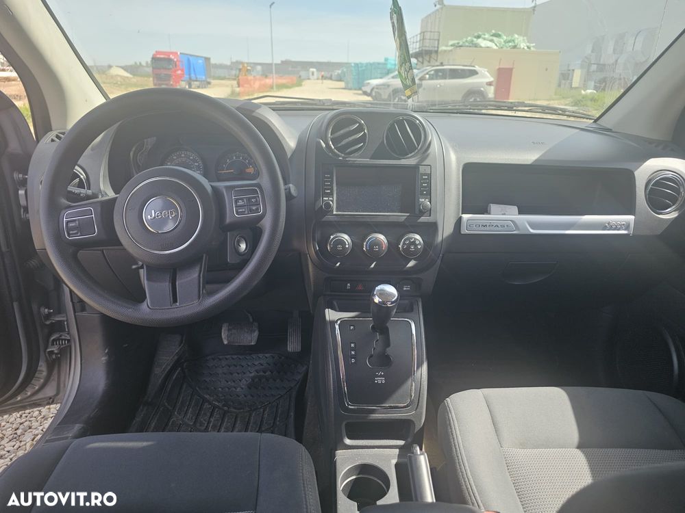 Jeep Compass - 4