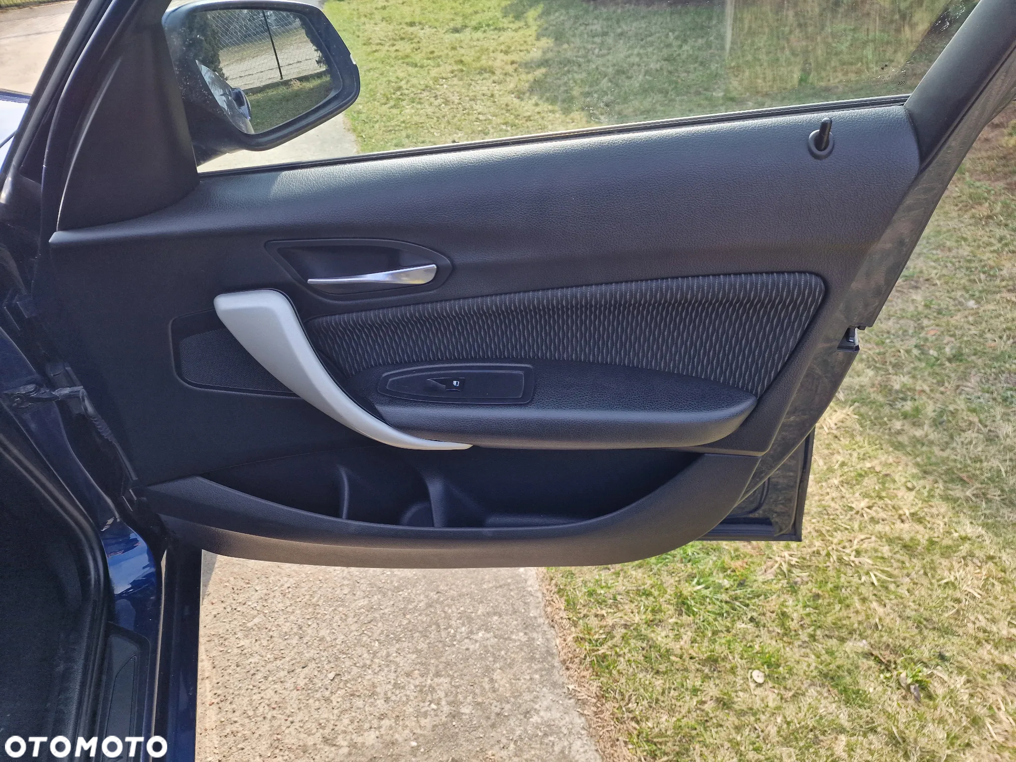 BMW Seria 1 116d EfficientDynamics - 14