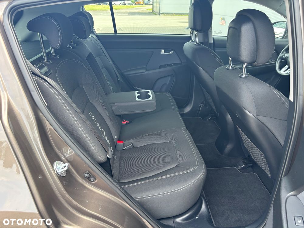 Kia Sportage 1.6 GDI Business Line 2WD - 32