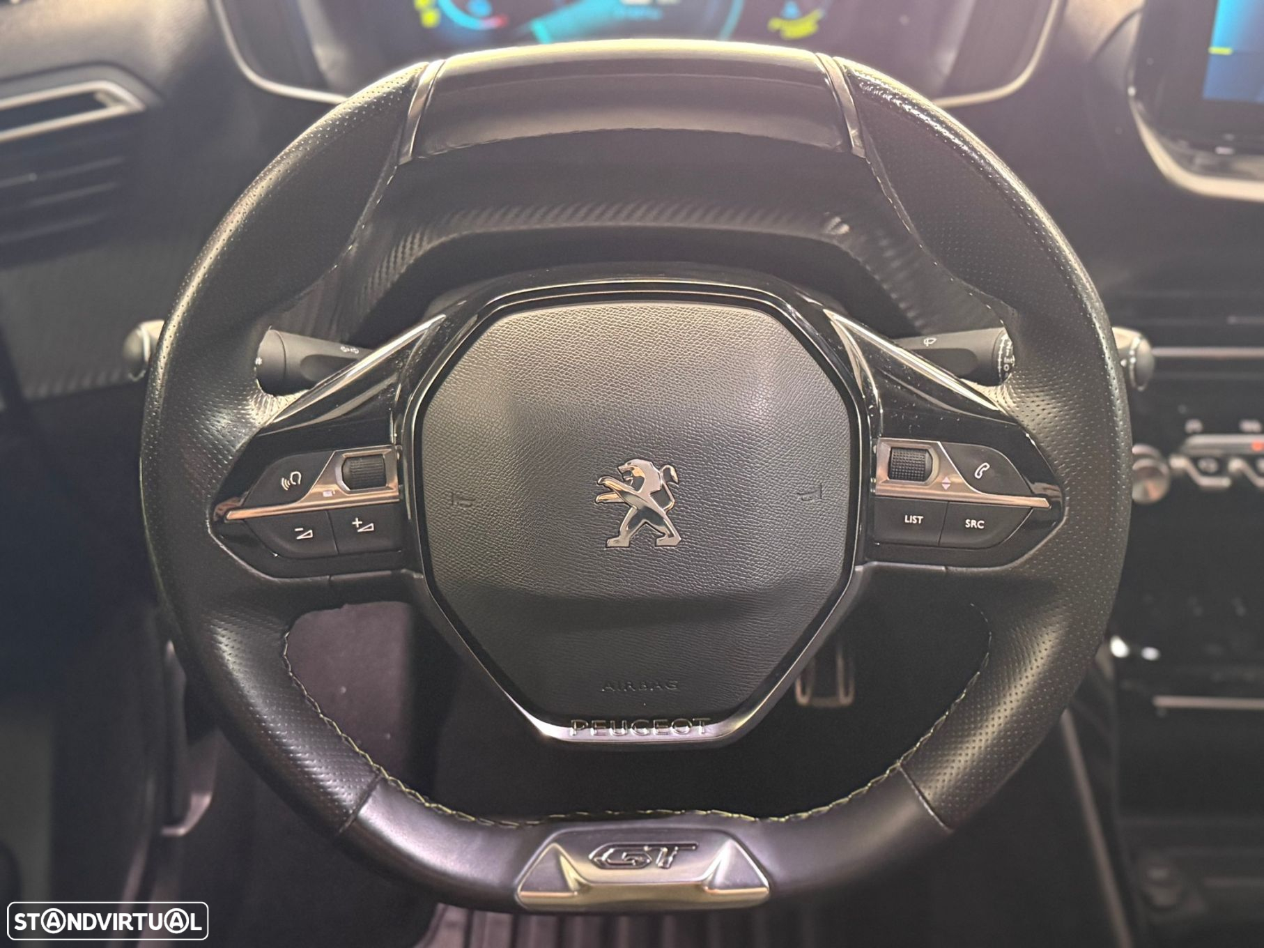 Peugeot e-2008 50 kWh GT - 17
