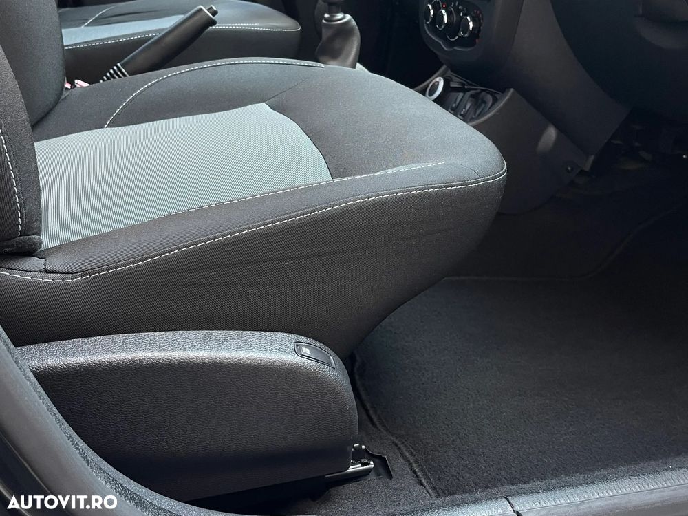 Dacia Duster dCi 110 FAP 4x4 Laureate - 32