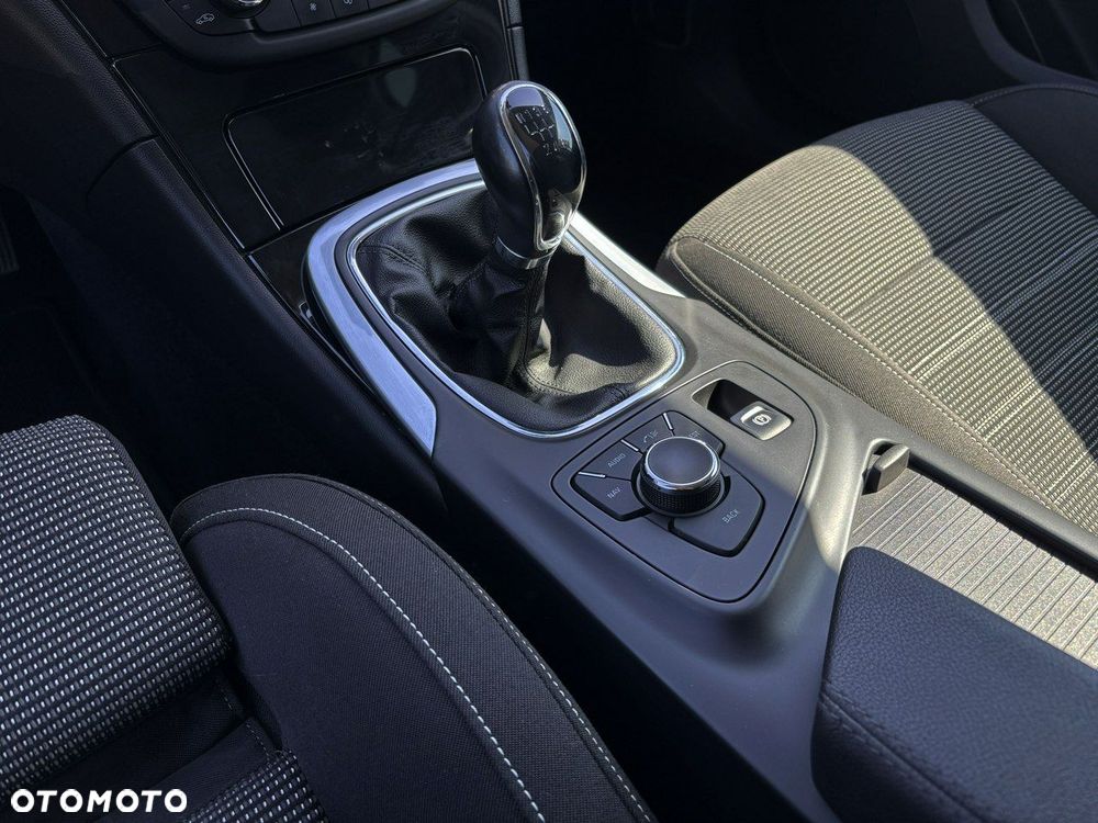 Opel Insignia 2.0 CDTI Innovation - 18