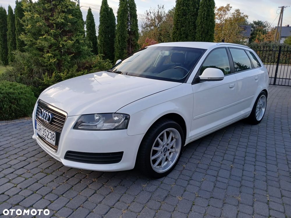 Audi A3 Sportback 1.6 Attraction - 3