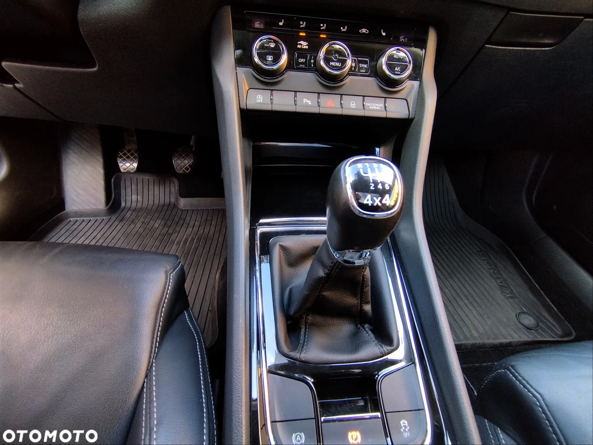Skoda Karoq 2.0 TDI SCR 4x4 Ambition - 20