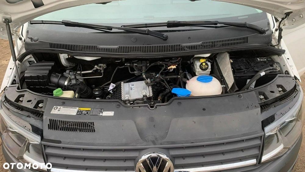Volkswagen Transporter - 9