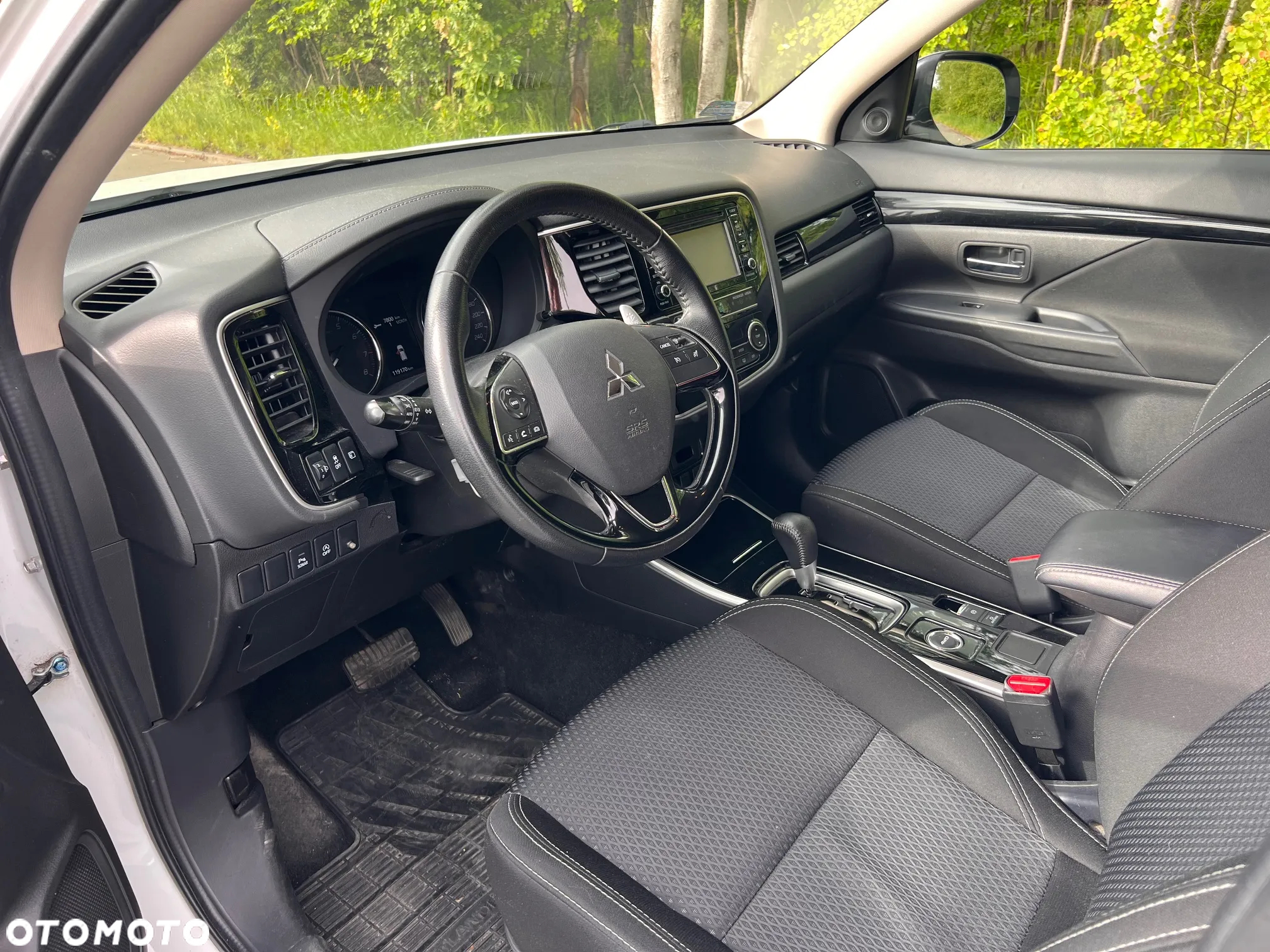 Mitsubishi Outlander 2.0 Intense Comfort 4WD CVT - 9