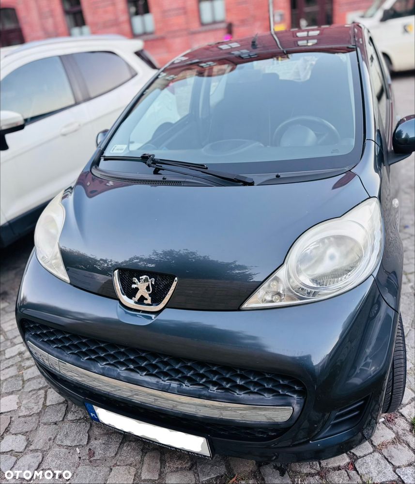 Peugeot 107 - 12