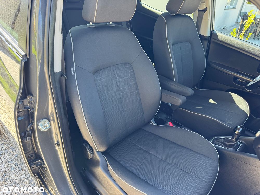 Kia Venga 1.6 CVVT Automatik Dream-Team Edition - 36