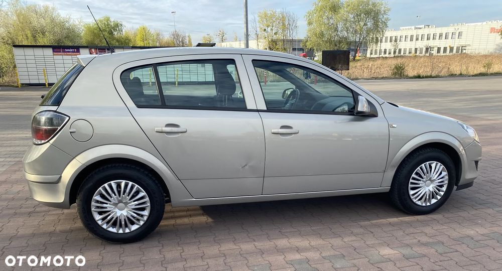 Opel Astra 1.4 - 5