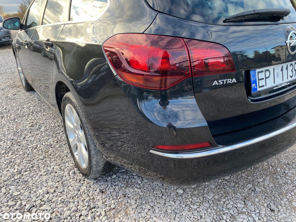 Opel Astra 1.4 Turbo Sports Tourer Exklusiv - 9