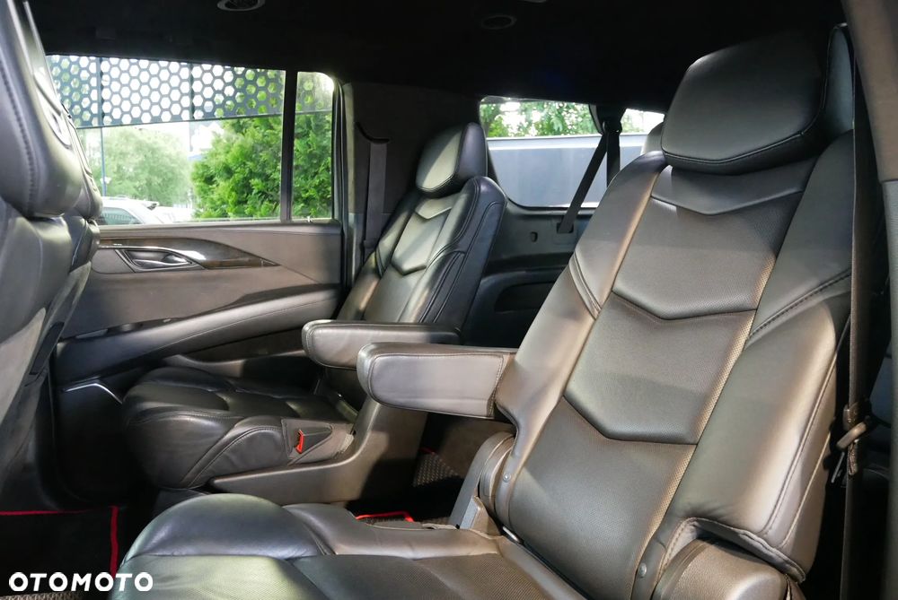 Cadillac Escalade 6.2 V8 ESV Platinum - 14